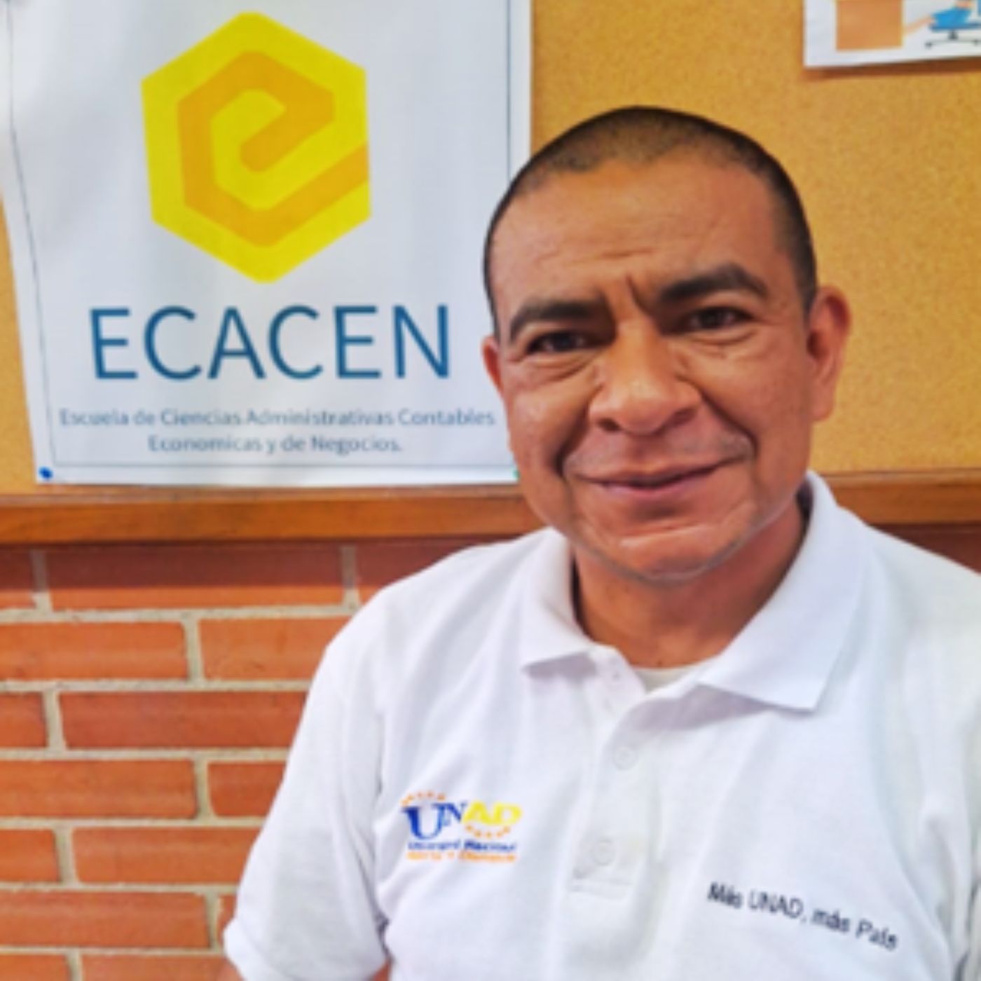 DOCENTE ECACEN