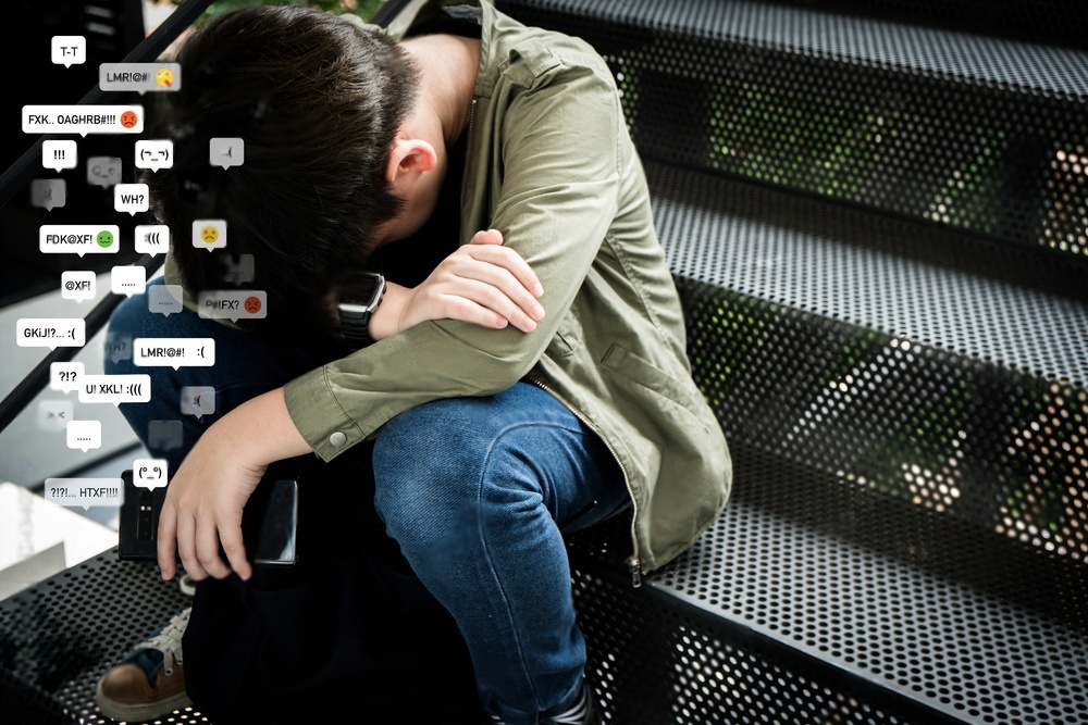 Consejos para evitar el acoso en línea: Cómo enfrentar y prevenir el cyberbullying en el mundo digital
