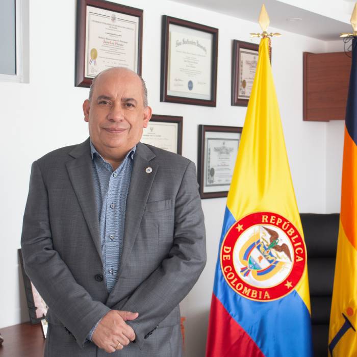 Opinión Revista Forbes. Poderosas excusas para perder espacio y credibilidad