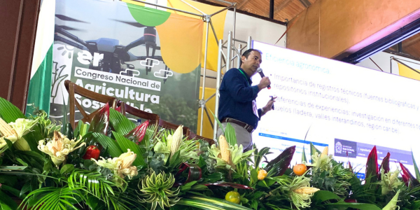 La UNAD impulsa la agricultura sostenible en zonas de ladera con biofertilizantes
