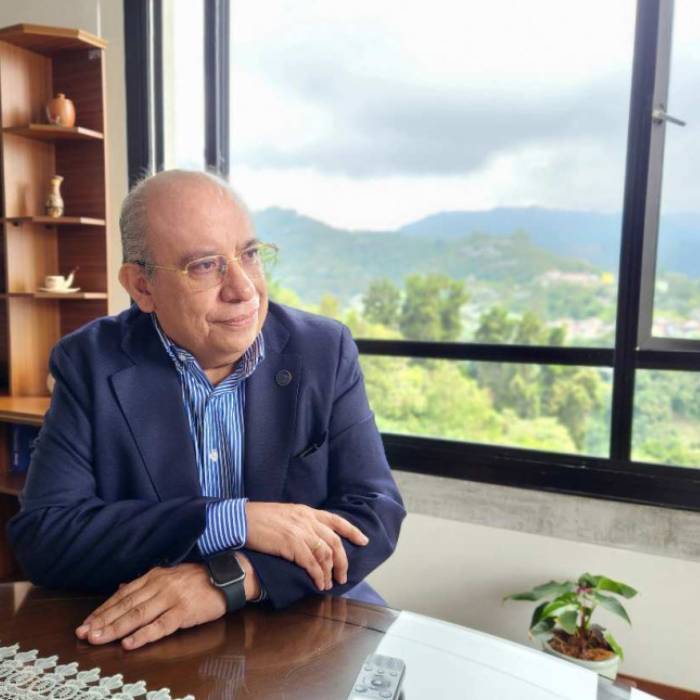 Opinión Diario del Sur.  Aceptar lo que no nos gusta