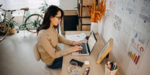 En la UNAD crean cartilla para prevenir enfermedades por teletrabajo